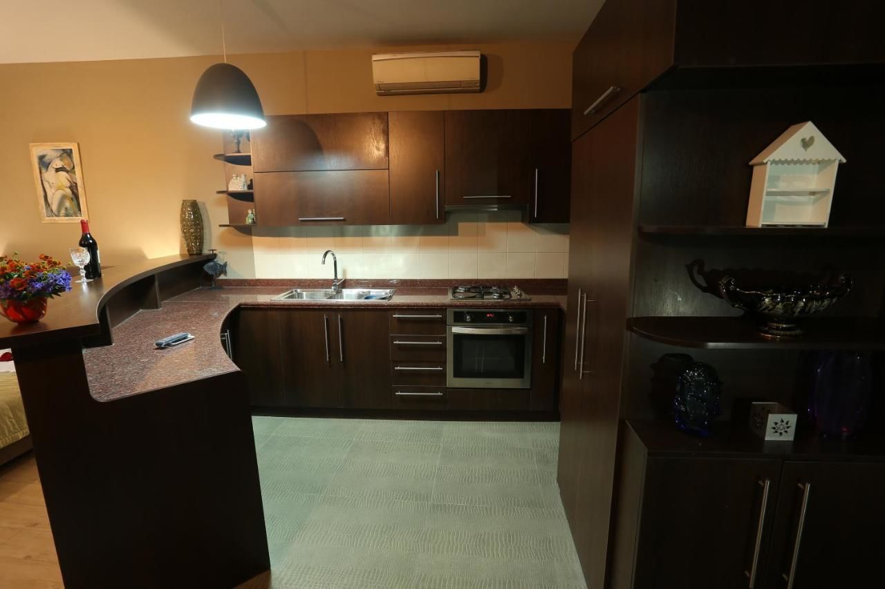 Отель The Family Hotel Тбилиси-26