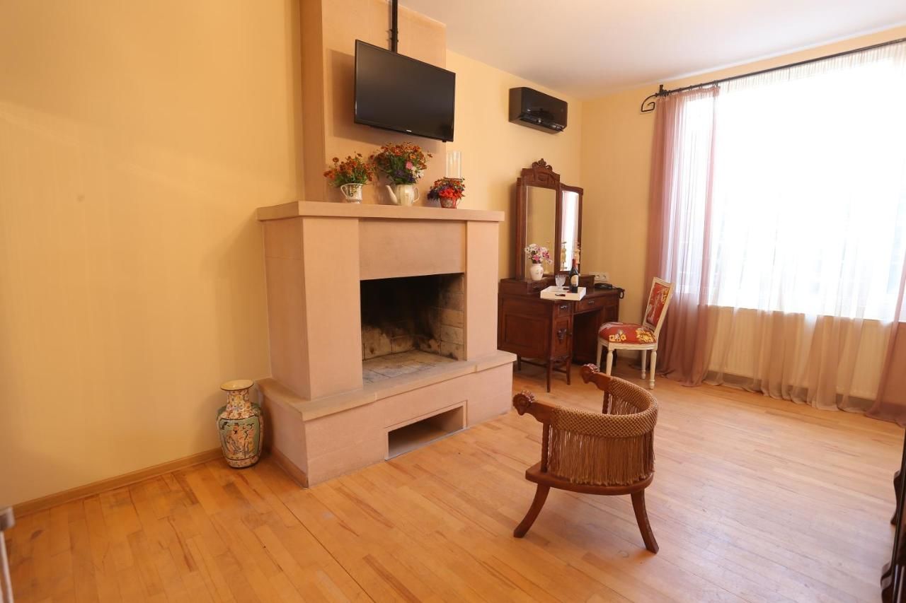 Отель The Family Hotel Тбилиси-38